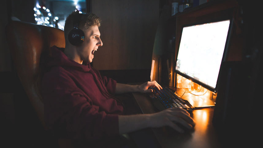 Customisation periphériques gaming : créativité et son style